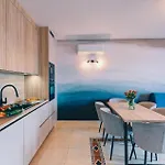 Beautiful In 아파트 *
