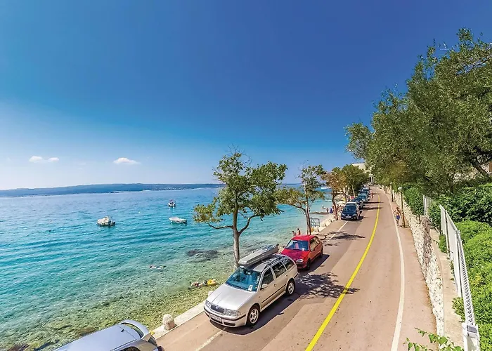 Beautiful Apartment In Selce Apartman